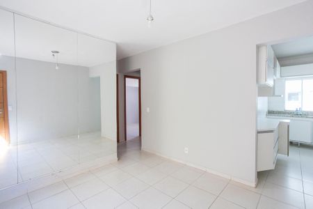 Sala de apartamento para alugar com 3 quartos, 55m² em Aclimação, Uberlândia