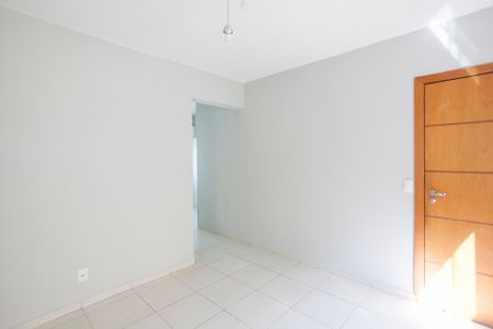 Sala de apartamento para alugar com 3 quartos, 55m² em Aclimação, Uberlândia
