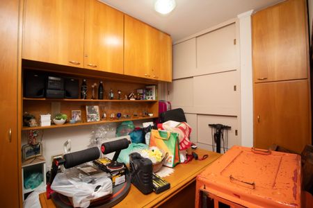 Casa à venda com 280m², 3 quartos e 5 vagas Casa à venda com 280m², 3 quartos e 5 vagasQuarto de Serviço