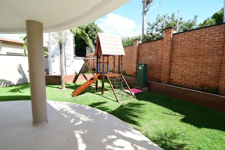 Casa de condomínio à venda com 120m², 3 quartos e 2 vagasÁrea comum - Playground