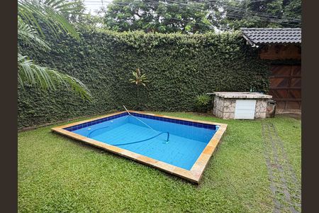 Casa para alugar com 75m², 1 quarto e 1 vagaPiscina 