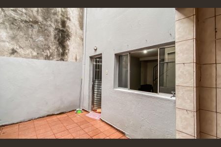 Casa para alugar com 50m², 1 quarto e sem vagaÁrea de Serviço