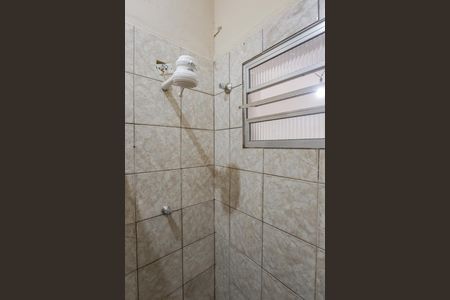 Banheiro de casa para alugar com 2 quartos, 40m² em Sacoma, São Paulo