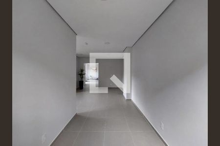 Apartamento para alugar com 42m², 2 quartos e 1 vaga Apartamento para alugar com 42m², 2 quartos e 1 vagaHall de entrada