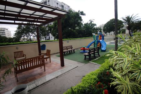 Apartamento para alugar com 54m², 2 quartos e 1 vagaÁrea comum - Playground