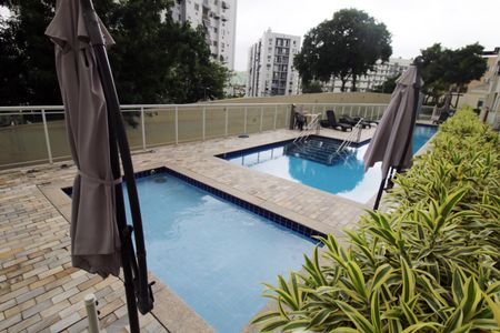 Apartamento para alugar com 54m², 2 quartos e 1 vagaÁrea comum - Piscina