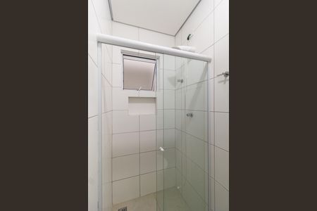 Banheiro de apartamento para alugar com 1 quarto, 34m² em Presidente Altino, Osasco