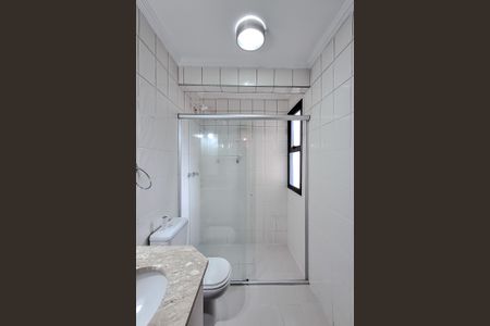 Apartamento à venda com 128m², 4 quartos e 4 vagas Apartamento à venda com 128m², 4 quartos e 4 vagasBanheiro