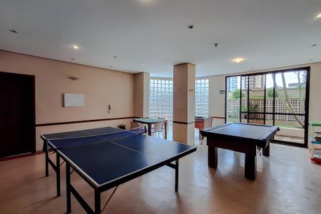 Apartamento à venda com 128m², 4 quartos e 4 vagas Apartamento à venda com 128m², 4 quartos e 4 vagasSala de Jogos