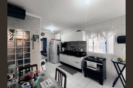 Casa para alugar com 180m², 2 quartos e 4 vagas Casa para alugar com 180m², 2 quartos e 4 vagasCozinha