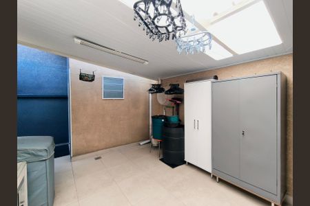 Casa para alugar com 180m², 2 quartos e 4 vagas Casa para alugar com 180m², 2 quartos e 4 vagasÁrea de Serviço