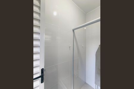 Casa para alugar com 180m², 2 quartos e 4 vagas Casa para alugar com 180m², 2 quartos e 4 vagasBanheiro de serviço