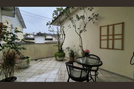 Casa de condomínio à venda com 132m², 3 quartos e 1 vagaVaranda 