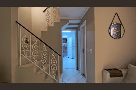 Casa de condomínio à venda com 132m², 3 quartos e 1 vagaSala