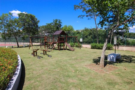 Casa de condomínio para alugar com 200m², 3 quartos e 2 vagas