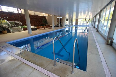 Casa de condomínio para alugar com 200m², 3 quartos e 2 vagas