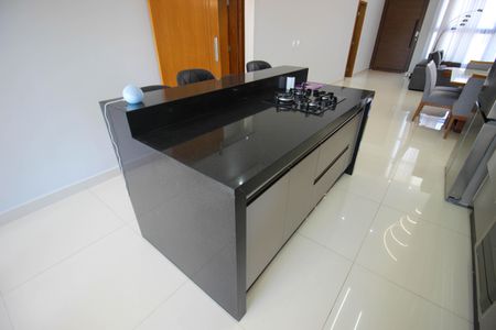 Casa de condomínio para alugar com 200m², 3 quartos e 2 vagas