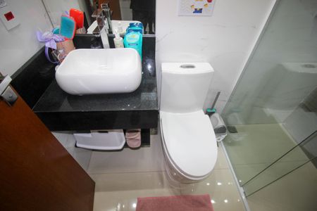 Casa de condomínio para alugar com 200m², 3 quartos e 2 vagas