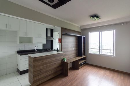 Sala de apartamento para alugar com 2 quartos, 50m² em Vila Emir, São Paulo