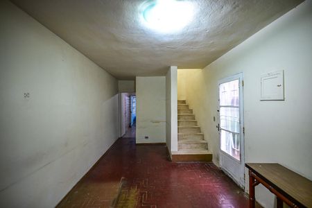 Sala de casa para alugar com 2 quartos, 68m² em Jardim Henriqueta, Taboão da Serra