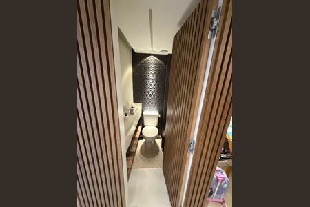 Apartamento à venda com 129m², 4 quartos e 2 vagas Apartamento à venda com 129m², 4 quartos e 2 vagasLavabo