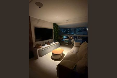 Apartamento à venda com 129m², 4 quartos e 2 vagas Apartamento à venda com 129m², 4 quartos e 2 vagasSala