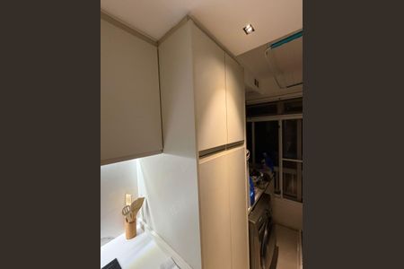 Apartamento à venda com 129m², 4 quartos e 2 vagas Apartamento à venda com 129m², 4 quartos e 2 vagasCozinha