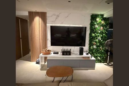 Apartamento à venda com 129m², 4 quartos e 2 vagas Apartamento à venda com 129m², 4 quartos e 2 vagasSala