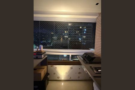 Apartamento à venda com 129m², 4 quartos e 2 vagas Apartamento à venda com 129m², 4 quartos e 2 vagasVaranda Gourmet