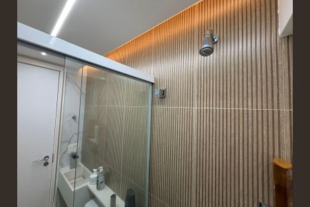 Apartamento à venda com 129m², 4 quartos e 2 vagas Apartamento à venda com 129m², 4 quartos e 2 vagasBanheiro