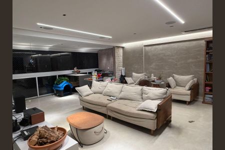 Apartamento à venda com 129m², 4 quartos e 2 vagas Apartamento à venda com 129m², 4 quartos e 2 vagasSala