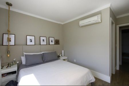 Foto 13 de apartamento à venda com 2 quartos, 75m² em Petrópolis, Porto Alegre