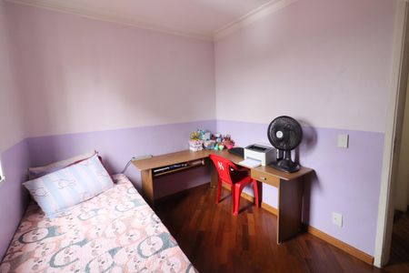 Apartamento à venda com 84m², 4 quartos e 2 vagasQuarto 2