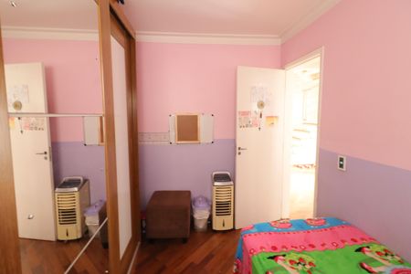 Apartamento à venda com 84m², 4 quartos e 2 vagasQuarto 3