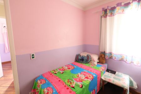 Apartamento à venda com 84m², 4 quartos e 2 vagasQuarto 3