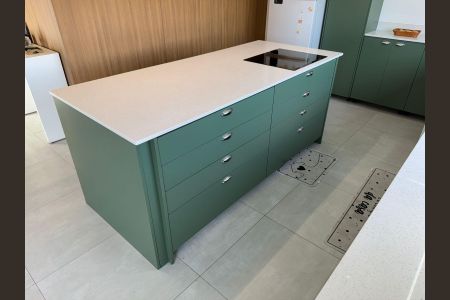 Casa à venda com 410m², 5 quartos e 15 vagasCozinha