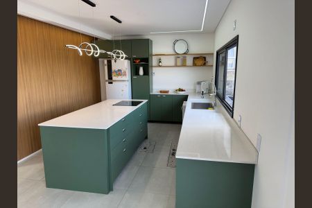 Casa à venda com 410m², 5 quartos e 15 vagasCozinha