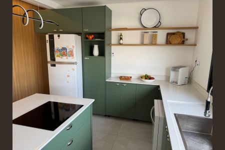 Casa à venda com 410m², 5 quartos e 15 vagasCozinha