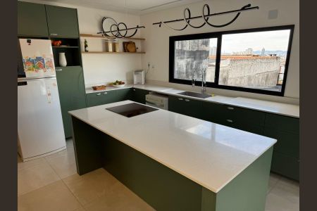 Casa à venda com 410m², 5 quartos e 15 vagasCozinha