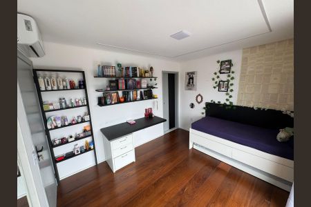 Casa à venda com 410m², 5 quartos e 15 vagasSuíte 1