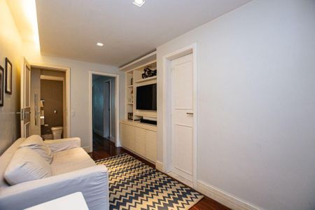 Apartamento à venda com 3 quartos, 175m² em Icaraí, Niterói