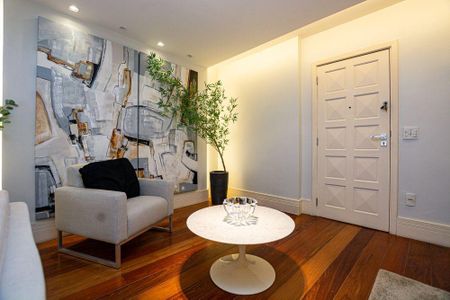 Apartamento à venda com 3 quartos, 175m² em Icaraí, Niterói