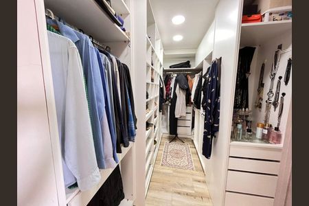 Casa à venda com 4 quartos, 445m² em Parque Sao Domingos, São Paulo