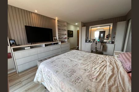 Casa à venda com 4 quartos, 445m² em Parque Sao Domingos, São Paulo