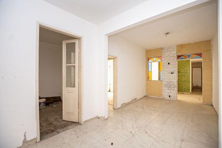 Casa à venda com 3 quartos, 200m² em Santa Rosa, Niterói