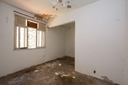 Casa à venda com 3 quartos, 200m² em Santa Rosa, Niterói