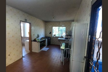 Casa à venda com 3 quartos, 320m² em Piratininga, Niterói