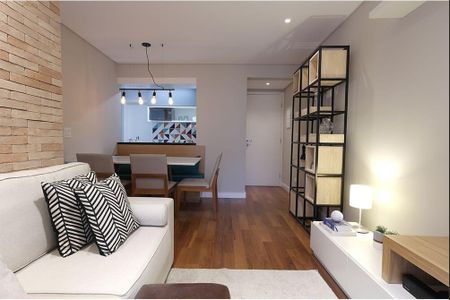 Apartamento à venda com 70m², 2 quartos e 1 vagaSala