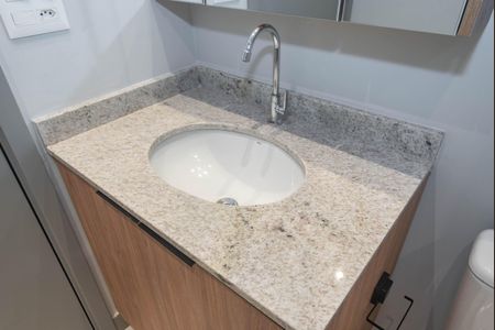 Studio para alugar com 27m², 1 quarto e sem vaga Studio para alugar com 27m², 1 quarto e sem vagaBanheiro