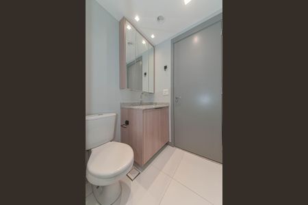 Studio para alugar com 27m², 1 quarto e sem vaga Studio para alugar com 27m², 1 quarto e sem vagaBanheiro
